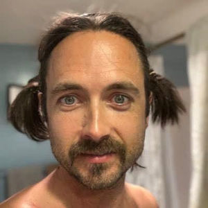 Meet your Posher, Eli